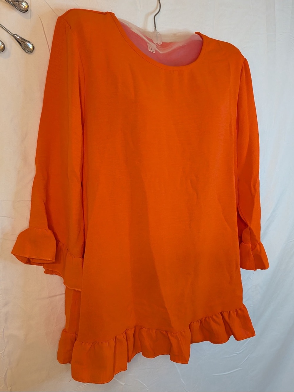 Ruffle-Hem Long Sleeve Tunic Top - Orange Large NWT Boutique